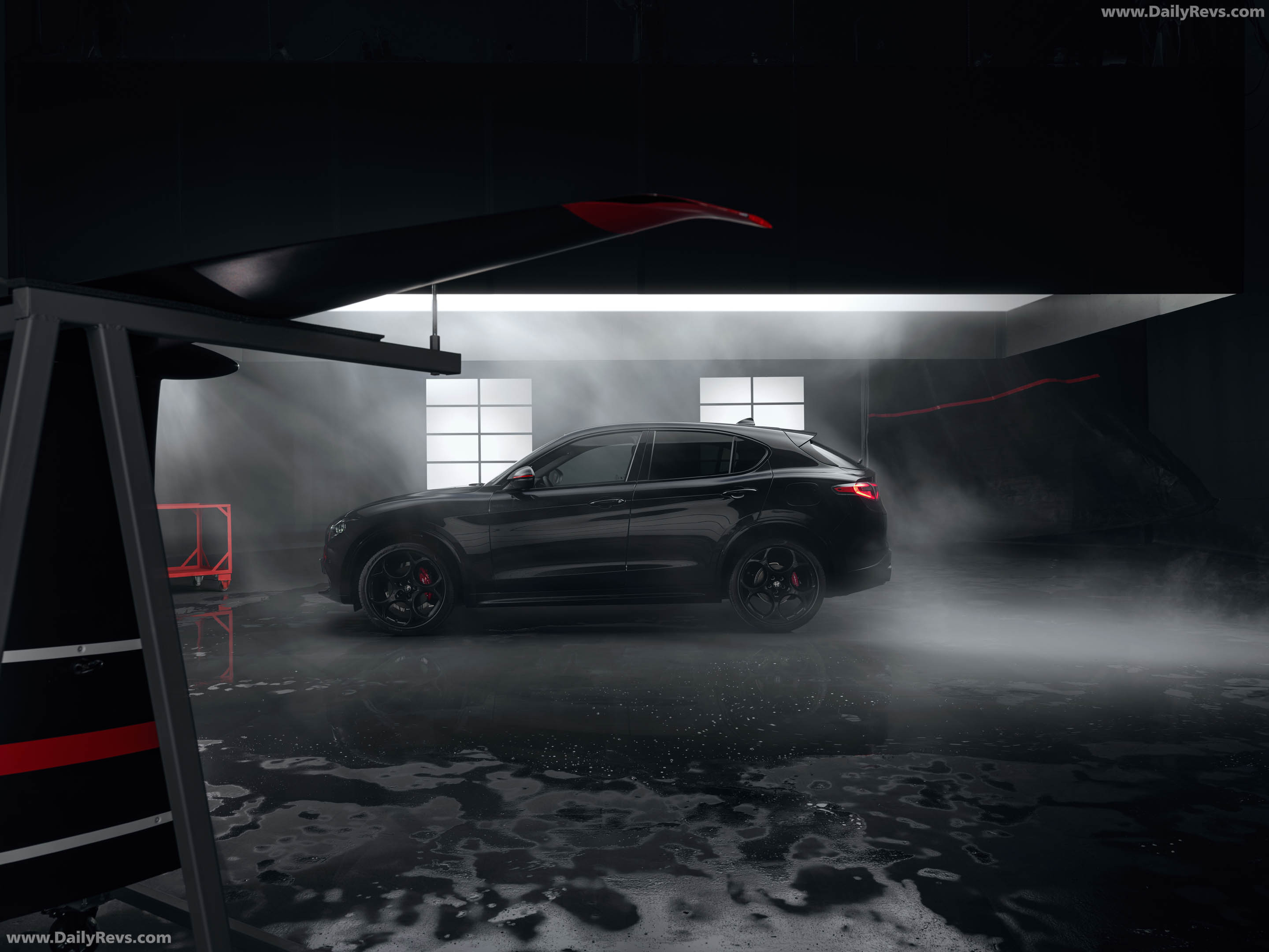 2027 Alfa Romeo Stelvio Luna Rossa Side View